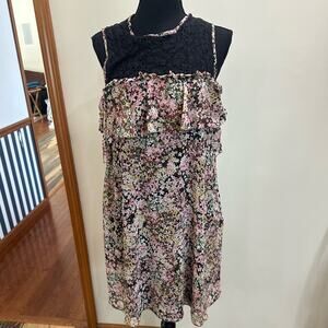 Slate & Willow Maternity Xl Sheath Tunic Top Crochet Detail floral